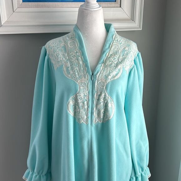 Vintage Vanity Fair Lace Blue Long Retro Robe Large - Picture 5 of 15